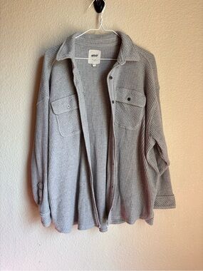 Aerie women’s  Gray Waffle-Knit Button-Up Sweater Shirt Small Cozy